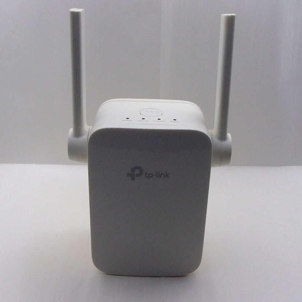 TP-Link AC750 Wi-Fi Range Extender with Two External Antennas (RE205)